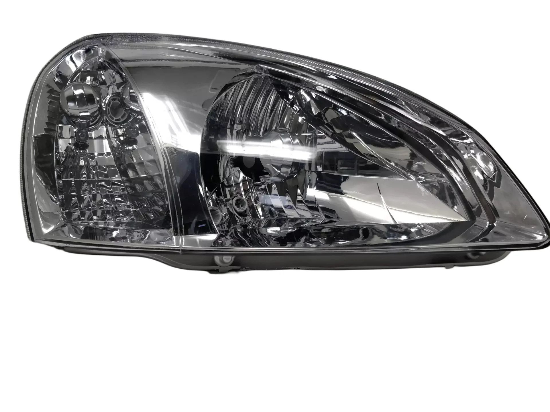 Lumax Headlight Assembly For Tata INDICA EV2 2013-2018/ V2 2001-2013/ XETA 2006-2019/ CS 2008-2011 - Image 6