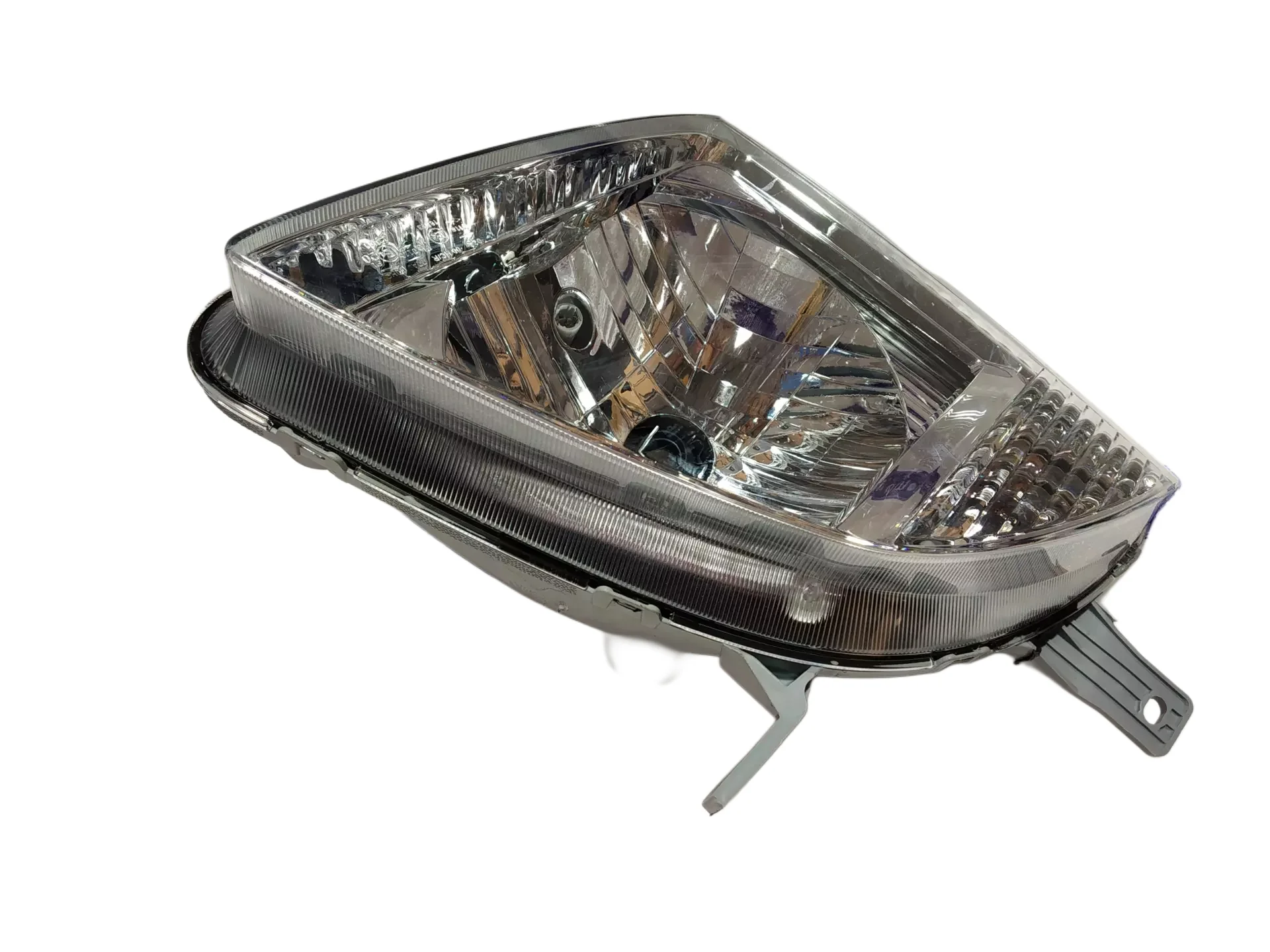 Lumax Headlight Assembly For Tata Super Ace 2009-NOW/ Venture 2011-2017 - Image 5
