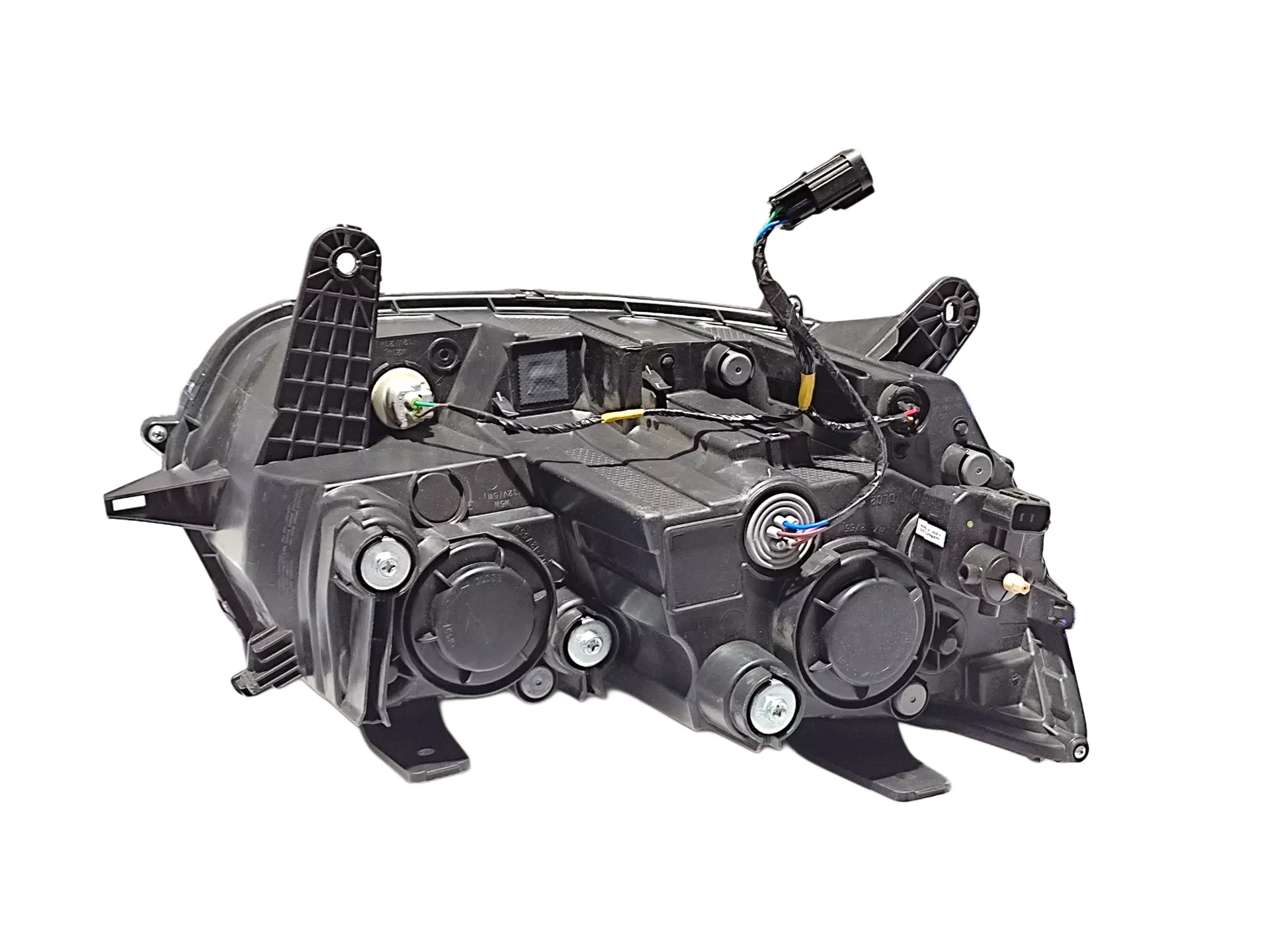 Lumax Headlight Assembly With Adjustable Motor For Mahindra KUV 100 T1/T2 With DRL 2017-2023 - Image 6