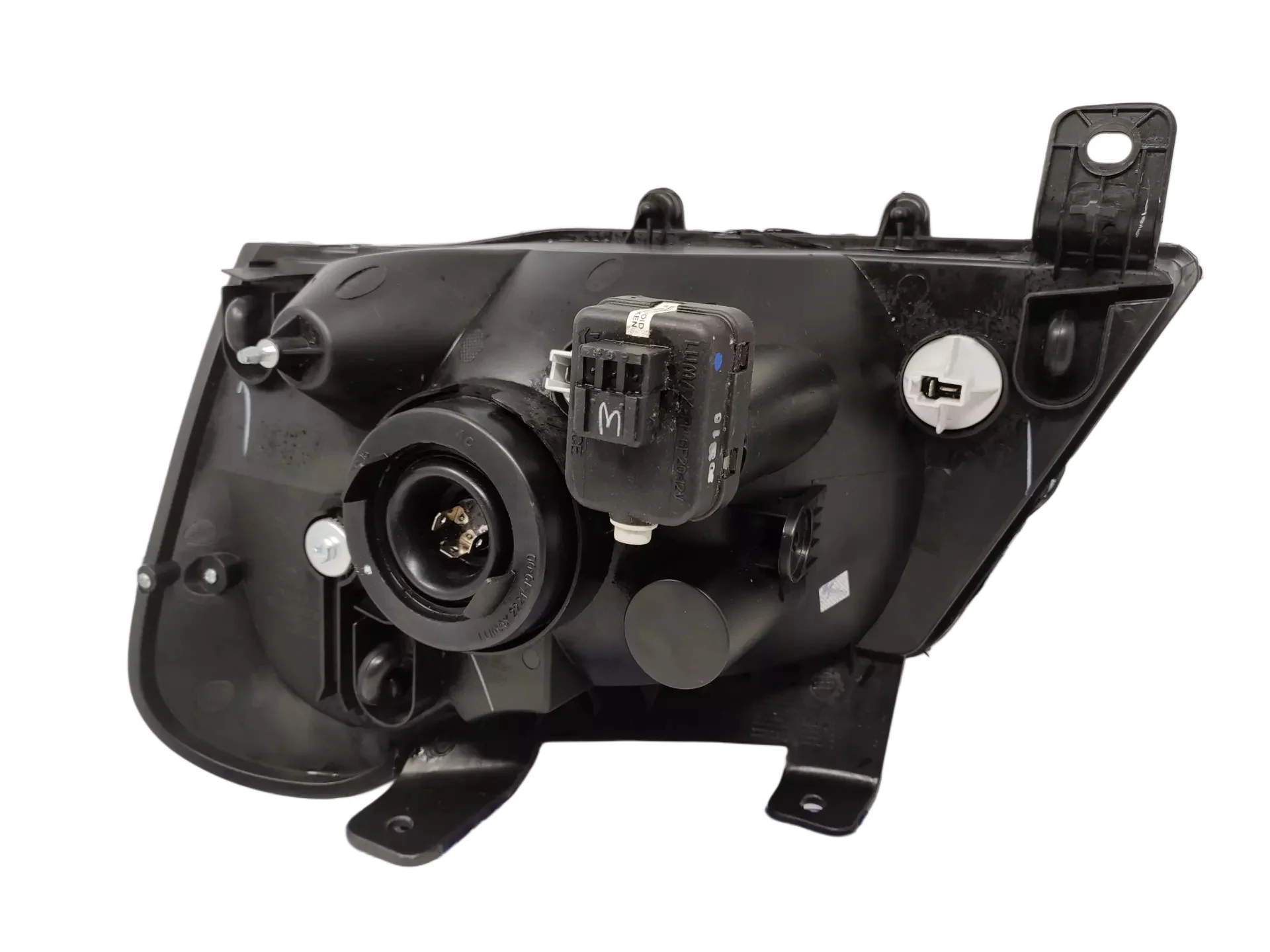 Lumax Headlight Assembly With Adjustable Motor For Mahindra Quanto 2012-2016 - Image 6