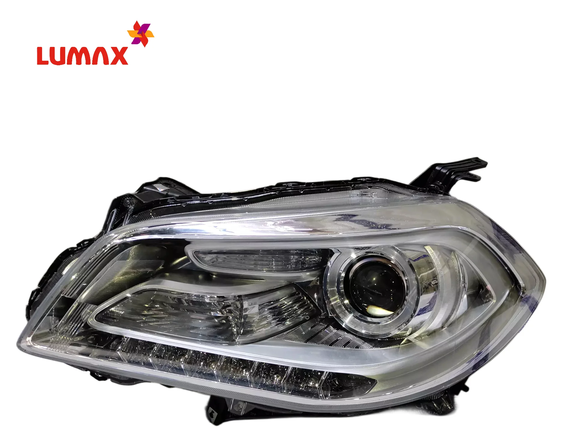 Lumax Headlight Assembly With Adjustable Motor For Maruti Suzuki Scross 2015-2017 - Image 2